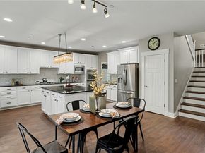 15549 SE 160th Place, Renton WA 98058