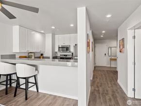 321 10th Avenue S 705, Seattle WA 98104