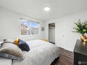 4111 Whitman Avenue N 402, Seattle WA 98103