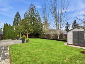 11226 NE 145th Street, Kirkland WA 98034