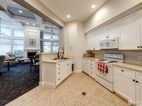 2220 132nd Avenue SE A113, Bellevue WA 98005