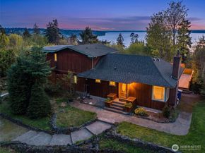 28017 13th Avenue S, Des Moines WA 98198