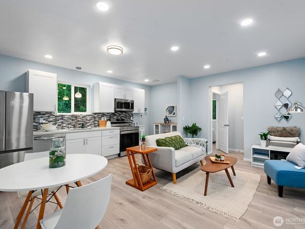 3265 31st Avenue SW, Seattle WA 98126