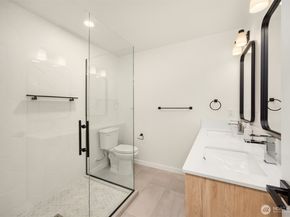 8606 Linden Avenue N, Seattle WA 98103