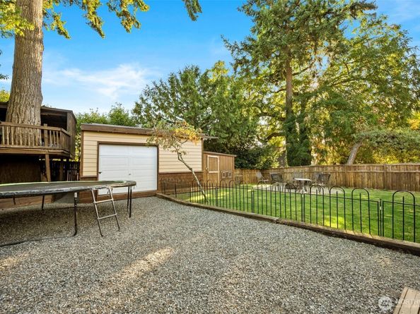 639 12th Avenue, Kirkland WA 98033