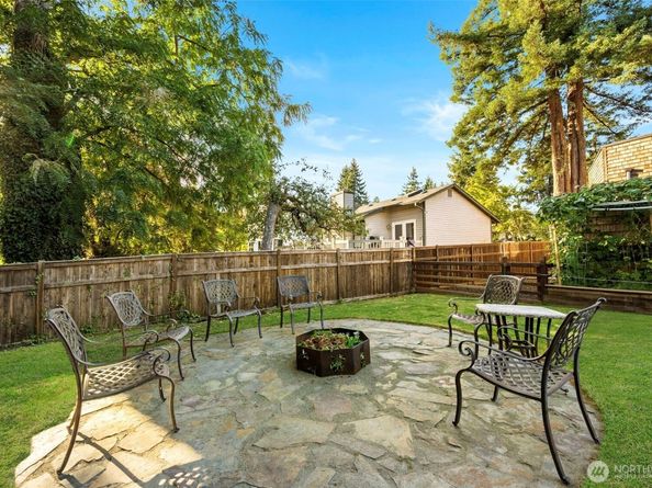 639 12th Avenue, Kirkland WA 98033