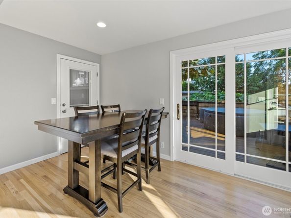 639 12th Avenue, Kirkland WA 98033