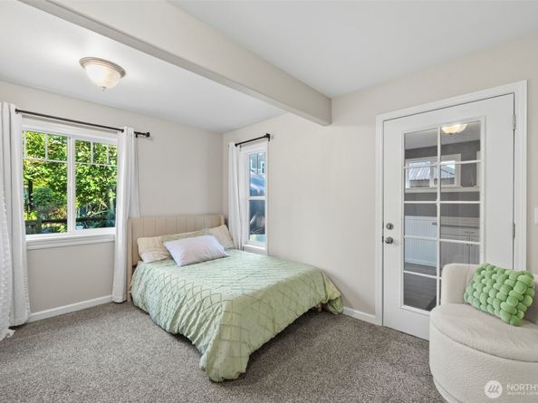 639 12th Avenue, Kirkland WA 98033