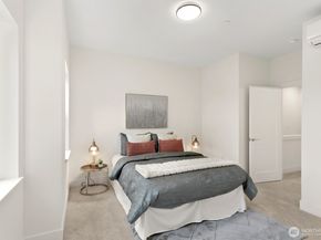 117 Wells Avenue S D, Renton WA 98057