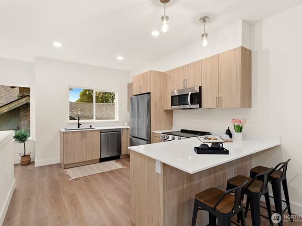 117 Wells Avenue S D, Renton WA 98057
