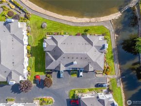 23606 55th Avenue S 1103, Kent WA 98032