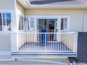 23606 55th Avenue S 1103, Kent WA 98032