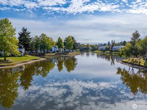 23606 55th Avenue S 1103, Kent WA 98032