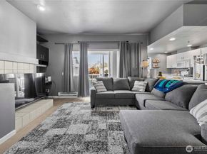 23606 55th Avenue S 1103, Kent WA 98032