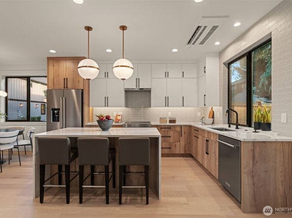 8011 131st Place NE, Kirkland WA 98033