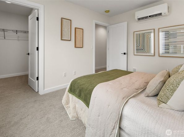 1746 B NW 62nd Street, Seattle WA 98107