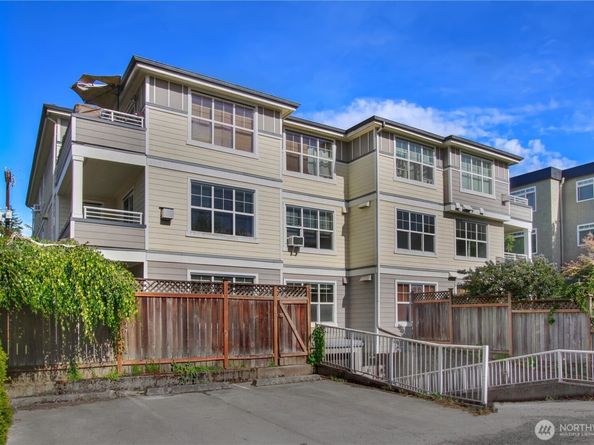 10549 Stone Ave Avenue N 103, Seattle WA 98133