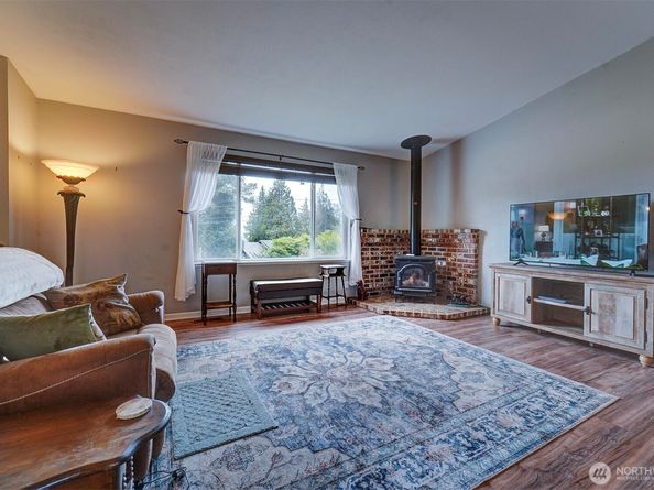 1841 NW Russell Street, Poulsbo WA 98370