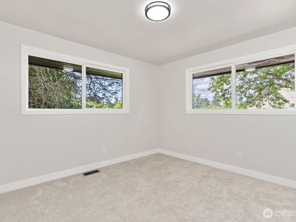 11433 SE 244th Street, Kent WA 98030