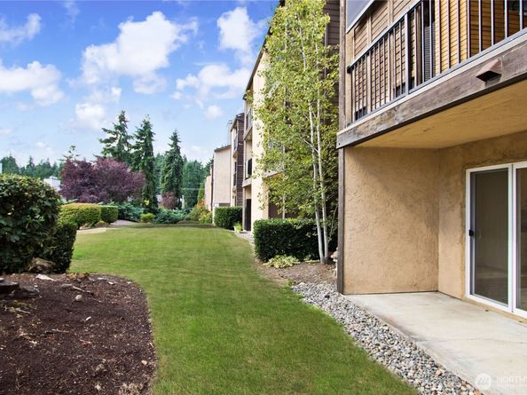 12515 NE 145th Place D127, Kirkland WA 98034