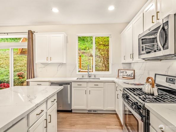 9213 Odin Way, Bothell WA 98011