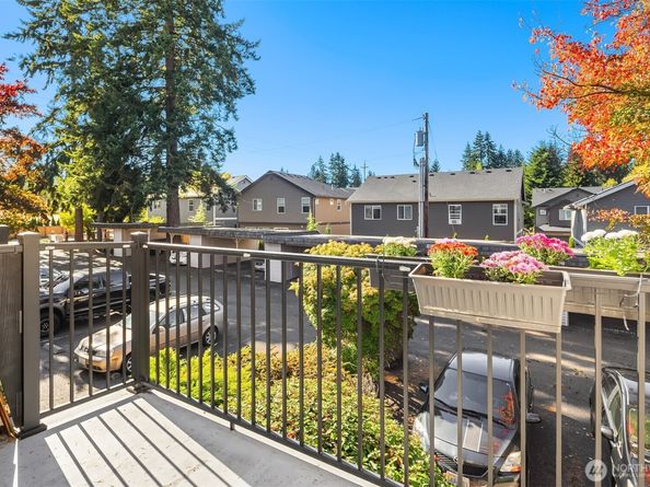 8603 244th Street SW 2D, Edmonds WA 98026