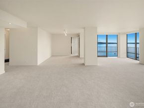1620 43rd Avenue E 13C, Seattle WA 98112