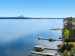 1620 43rd Avenue E 13C, Seattle WA 98112