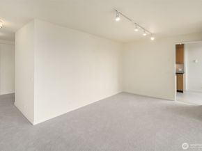 1620 43rd Avenue E 13C, Seattle WA 98112