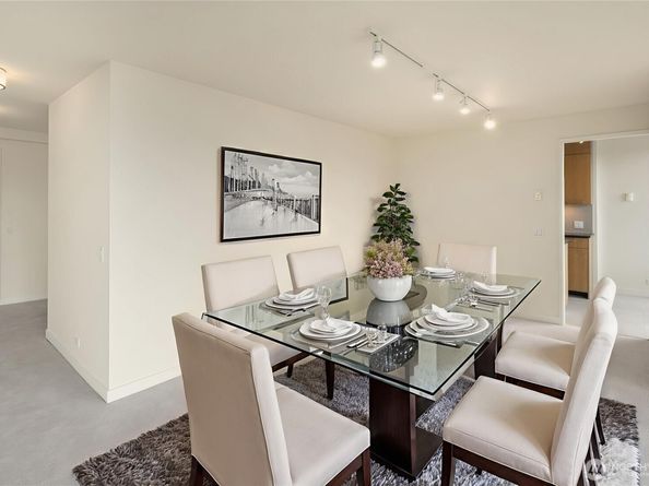 1620 43rd Avenue E 13C, Seattle WA 98112