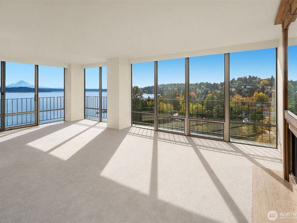 1620 43rd Avenue E 13C, Seattle WA 98112