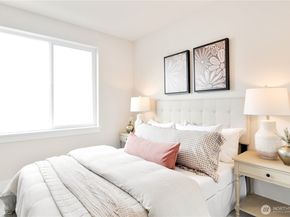 14338 149th Place NE 10, Woodinville WA 98072