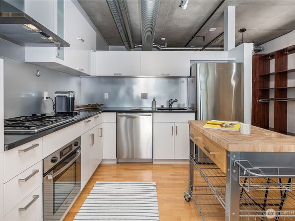 2720 3rd Avenue 314, Seattle WA 98121