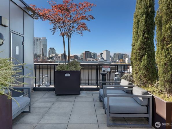 1408 12th Avenue 406, Seattle WA 98122