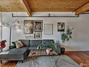 1408 12th Avenue 406, Seattle WA 98122