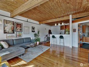 1408 12th Avenue 406, Seattle WA 98122
