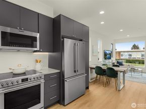 9225 C 14th Avenue NW, Seattle WA 98117