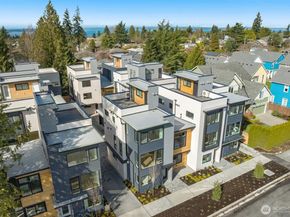 9225 C 14th Avenue NW, Seattle WA 98117