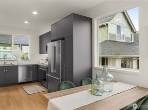 9225 C 14th Avenue NW, Seattle WA 98117