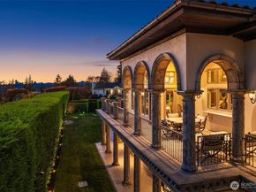 1322 91st Avenue NE, Clyde Hill WA 98004