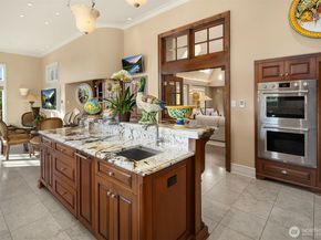 1322 91st Avenue NE, Clyde Hill WA 98004