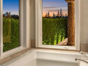 1322 91st Avenue NE, Clyde Hill WA 98004