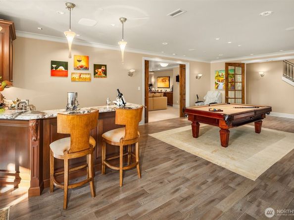 1322 91st Avenue NE, Clyde Hill WA 98004