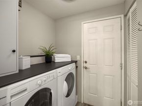 1555 Union Avenue NE 54, Renton WA 98059