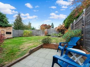 10205 35th Avenue SW, Seattle WA 98146