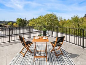 270 118th Avenue SE, Bellevue WA 98005
