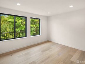 270 118th Avenue SE, Bellevue WA 98005