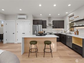 9230 22nd Avenue SW, Seattle WA 98106