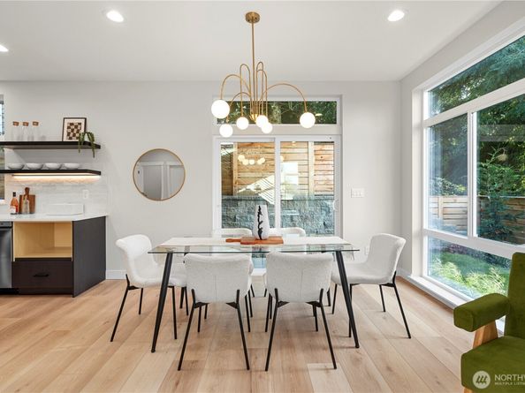 9230 22nd Avenue SW, Seattle WA 98106