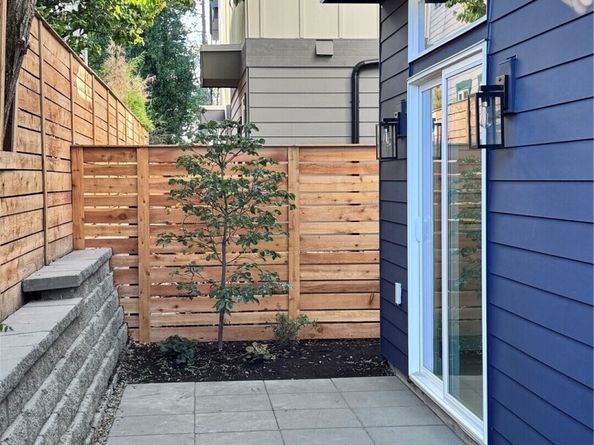 9230 22nd Avenue SW, Seattle WA 98106